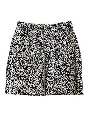 Leopard Print Zip-Front Mini Skirt